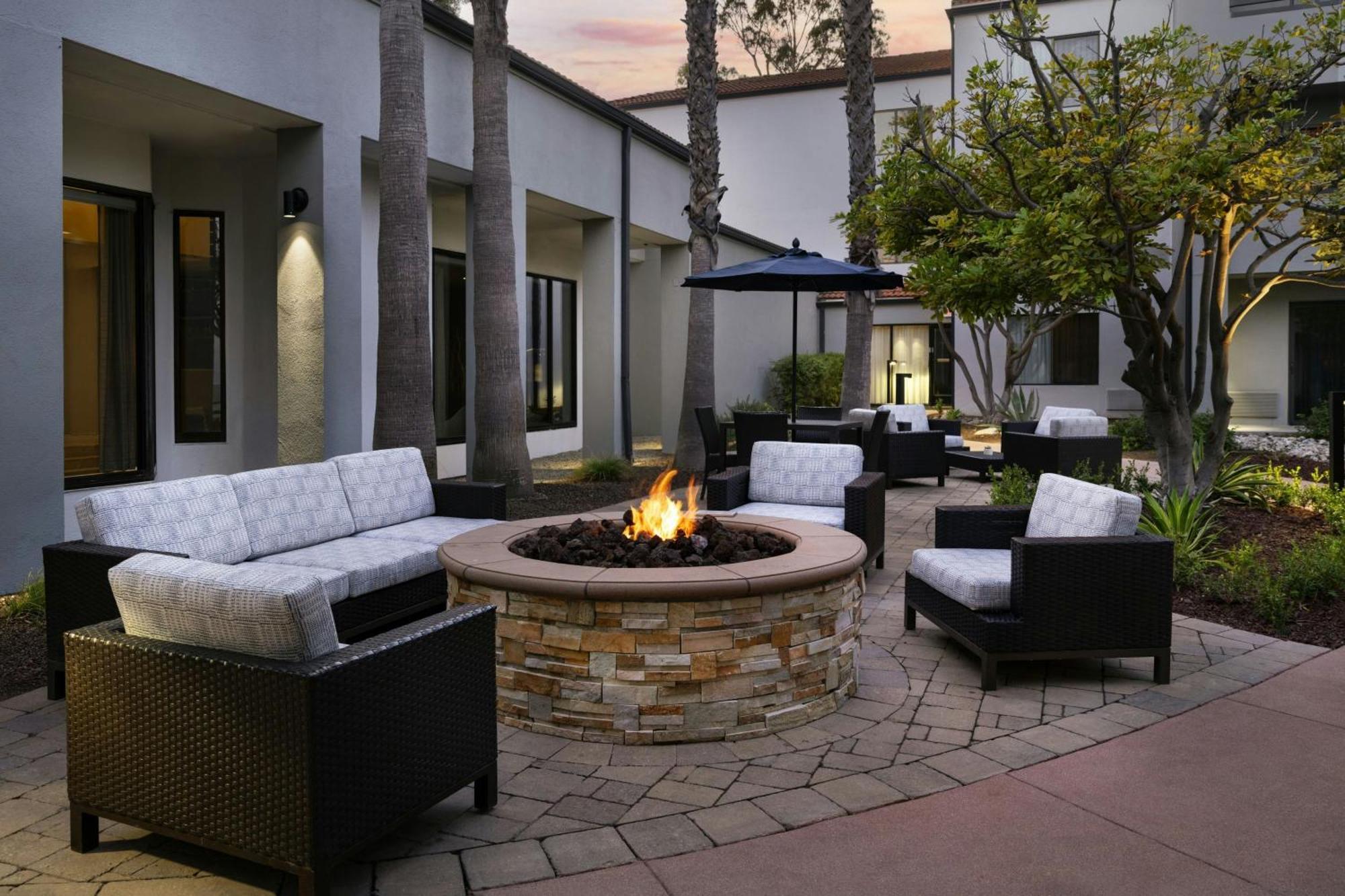 Courtyard Los Angeles Torrance/Palos Verdes ภายนอก รูปภาพ